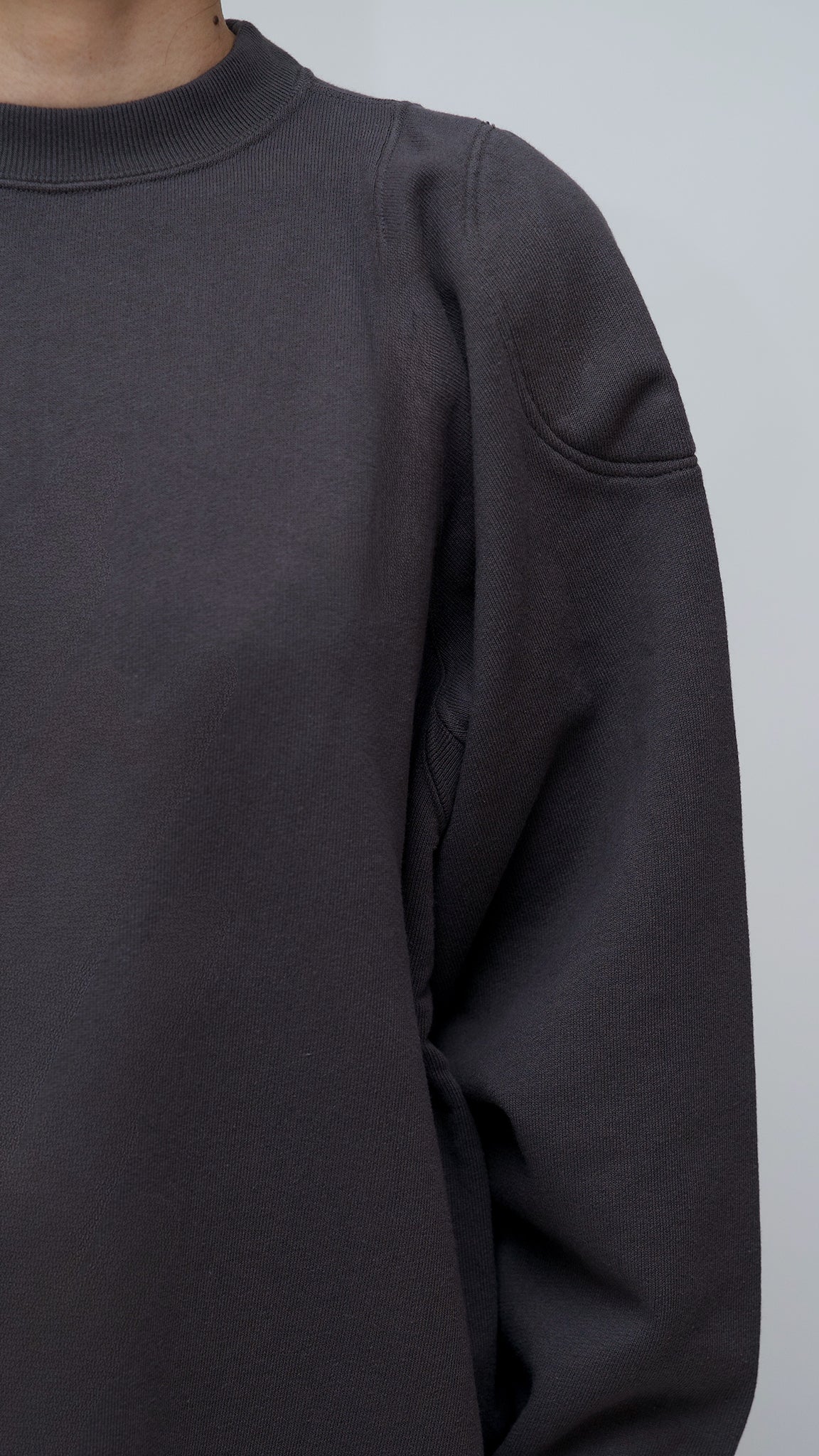 shoulder sweat p/o