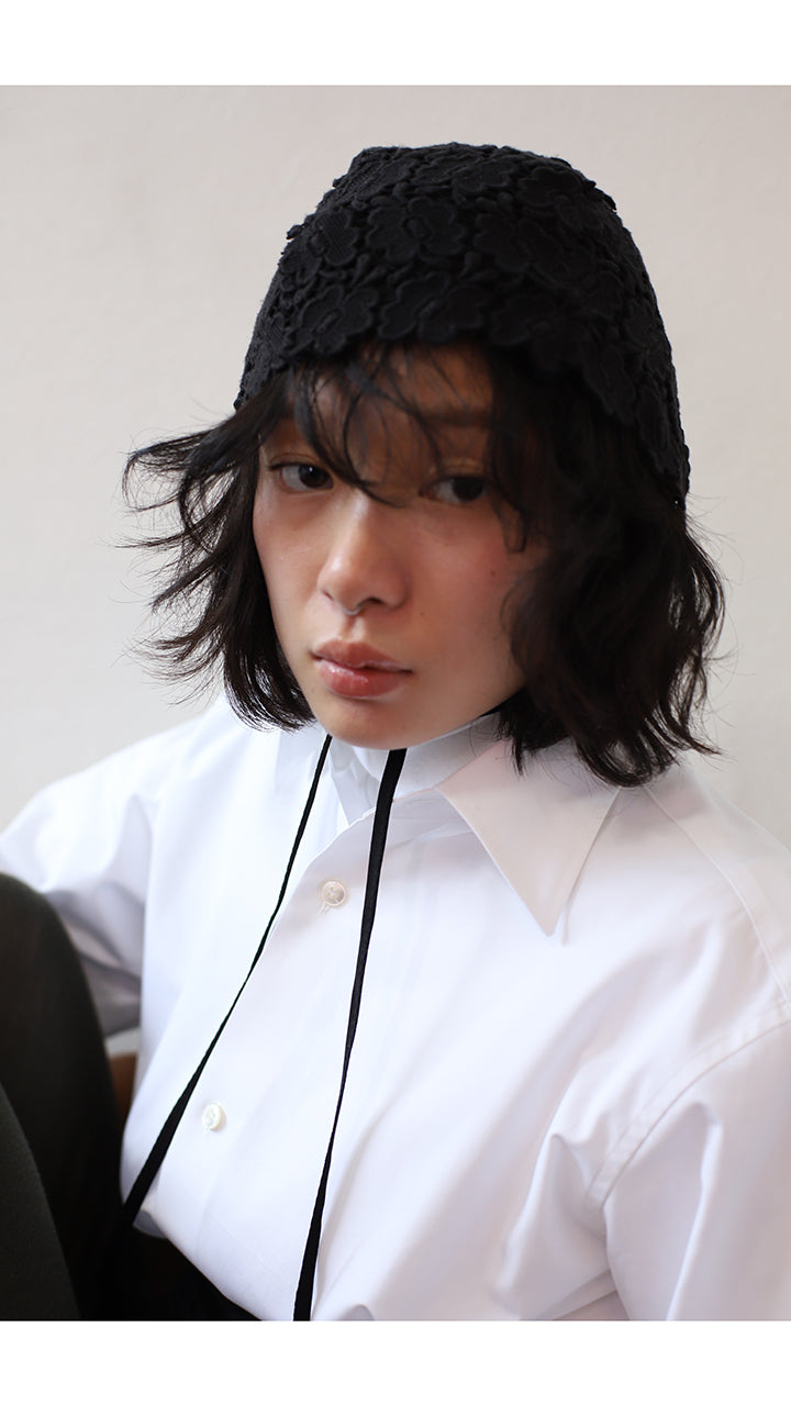 bischoff butterfly lace hood