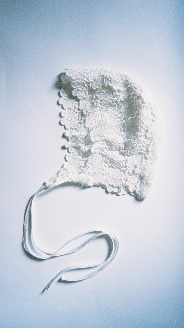 bischoff butterfly lace hood