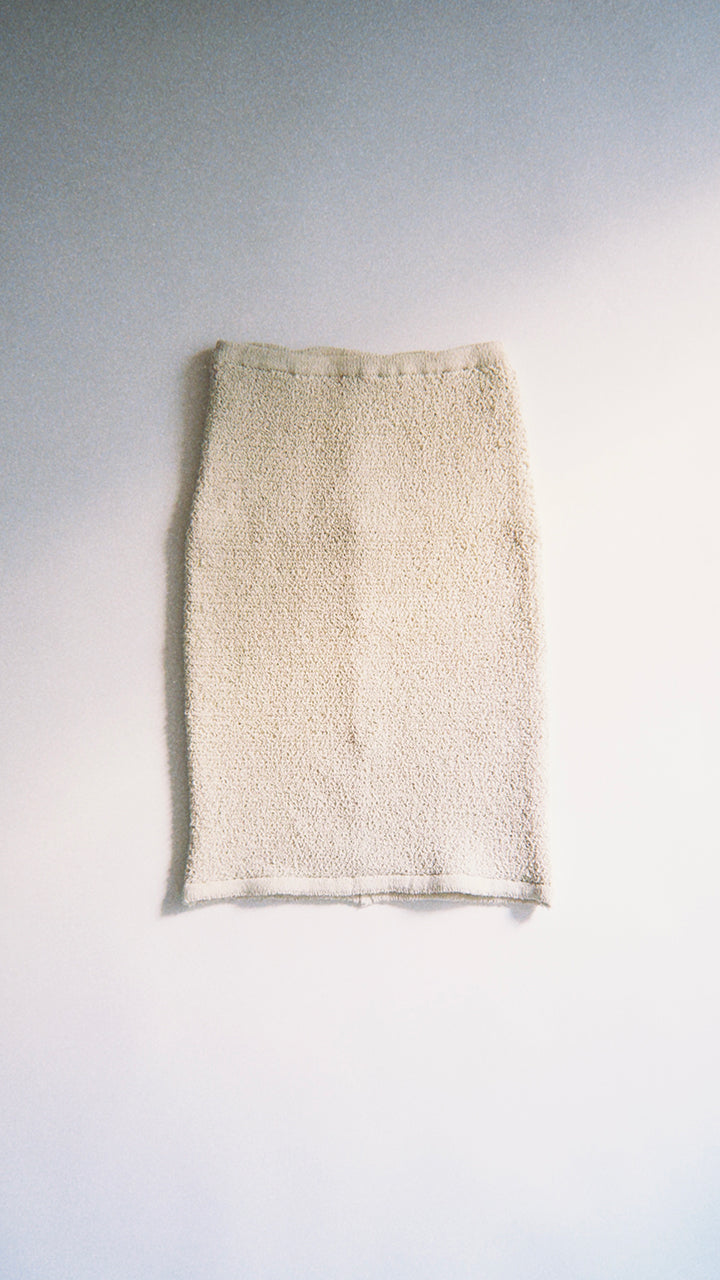 silk pearl knit midlle skirt