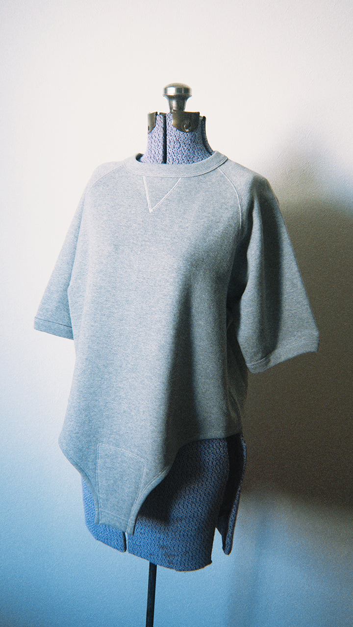 half sleeve tail sweat